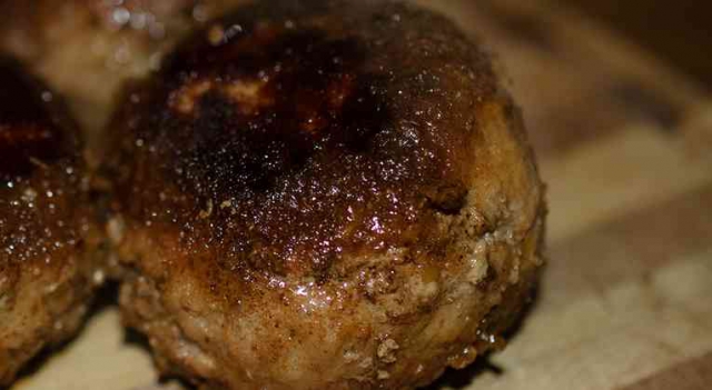 Gehaktbal rundvlees, 2 stuks (panklaar)